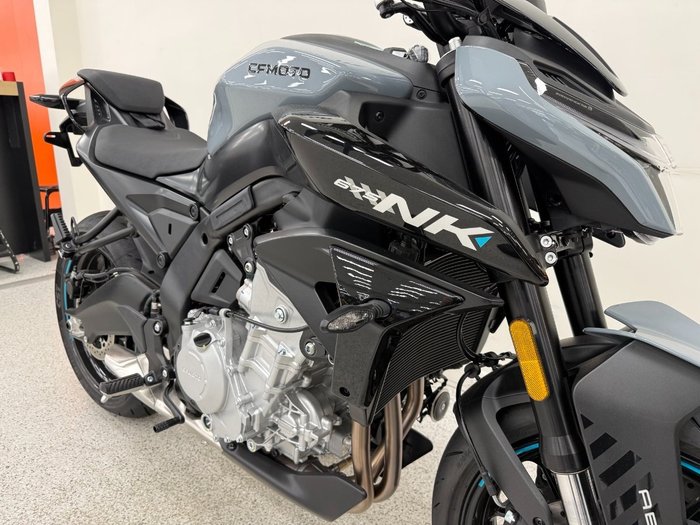 2025 CFMOTO 2025 CF Moto 675CC 675NK ABS Road TUNDRA GREY