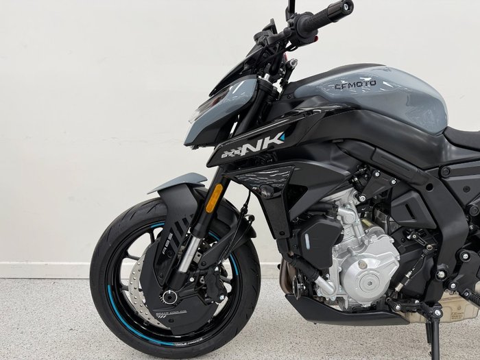 2025 CFMOTO 2025 CF Moto 675CC 675NK ABS Road TUNDRA GREY