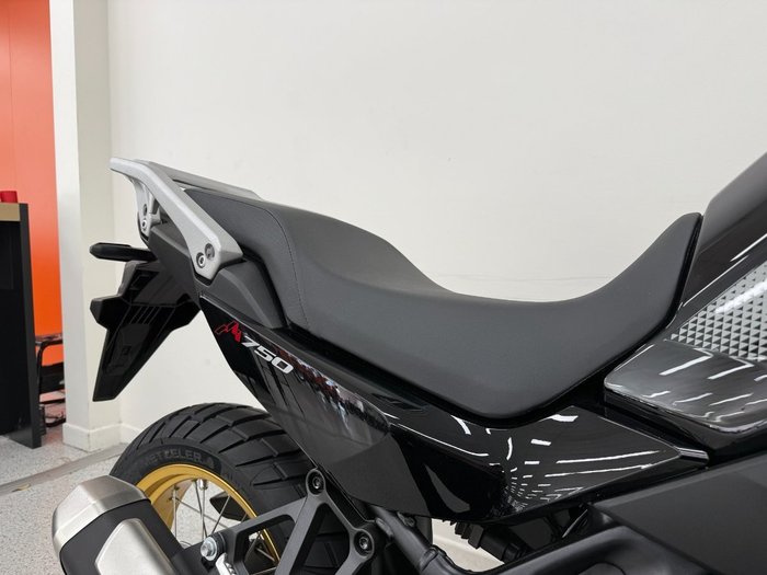 2025 Honda XL750 TRANSALP Black