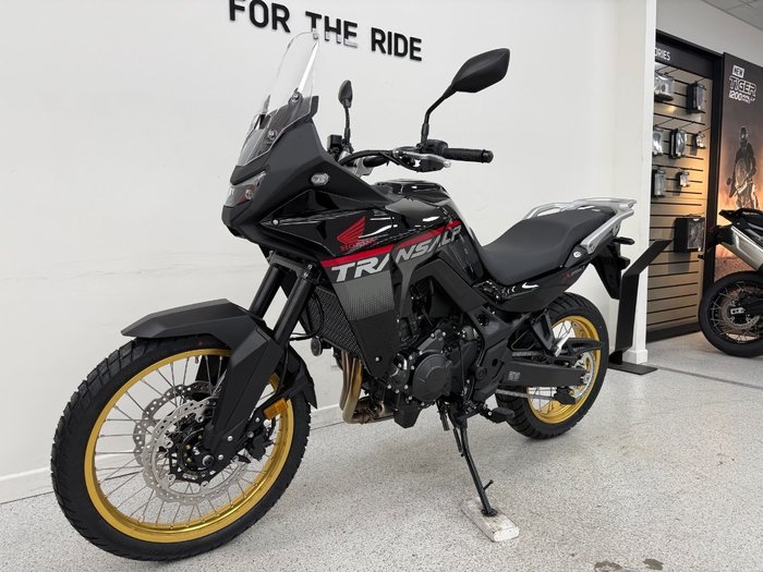2025 Honda XL750 TRANSALP Black