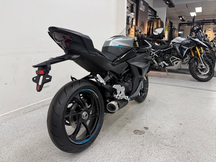 2026 CFMOTO 450 SR S Black