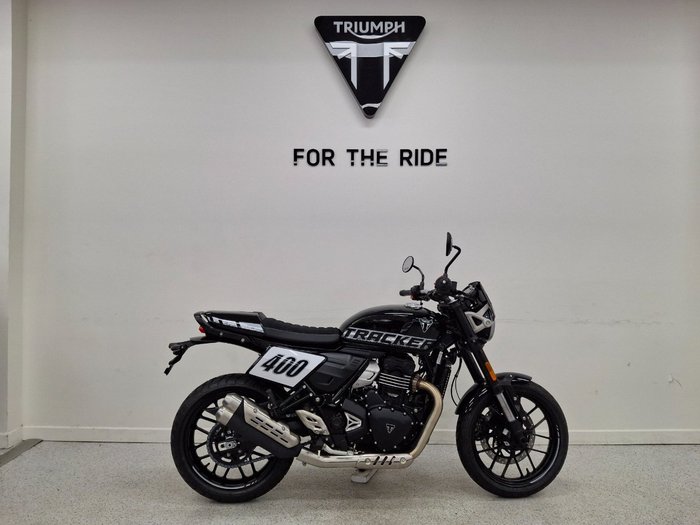 2026 Triumph Tracker 400 Phantom Black