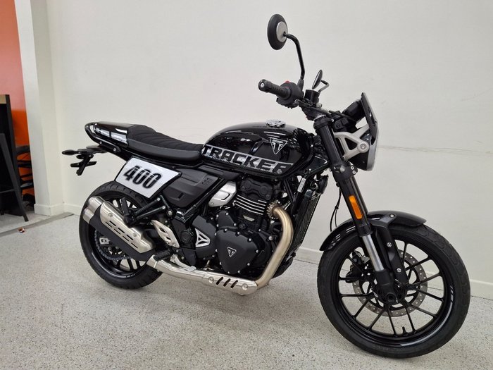 2026 Triumph Tracker 400 Phantom Black