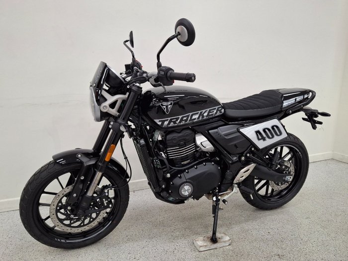 2026 Triumph Tracker 400 Phantom Black