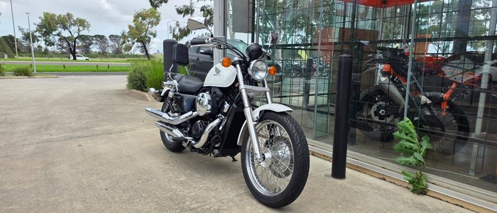 2010 Honda VT750S WHITE