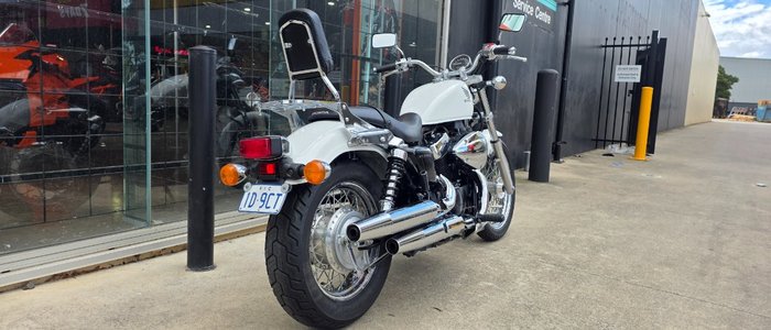 2010 Honda VT750S WHITE