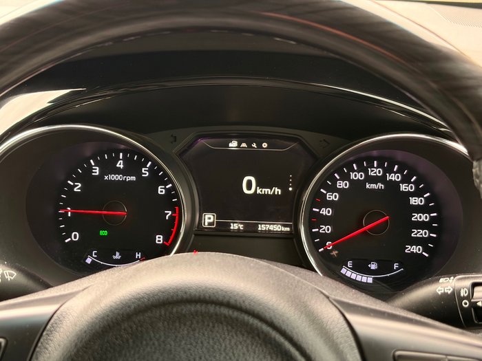 2016 Kia Carnival Platinum