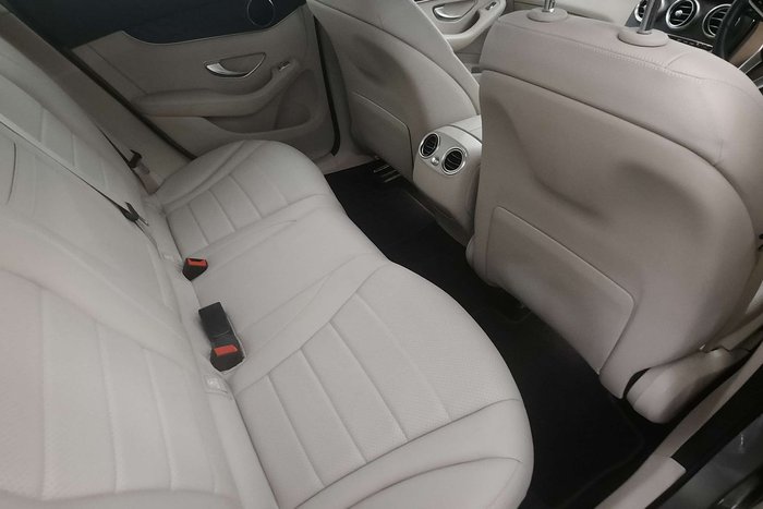 2022 Mercedes-Benz GLC-Class GLC200