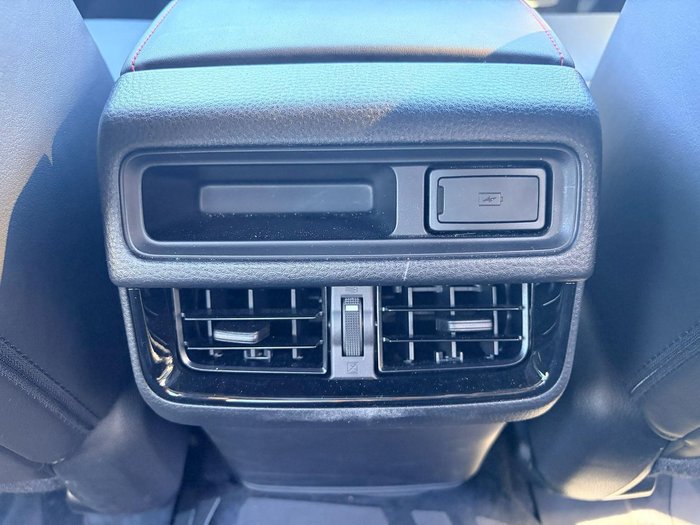 2025 Isuzu D-MAX X-TERRAIN