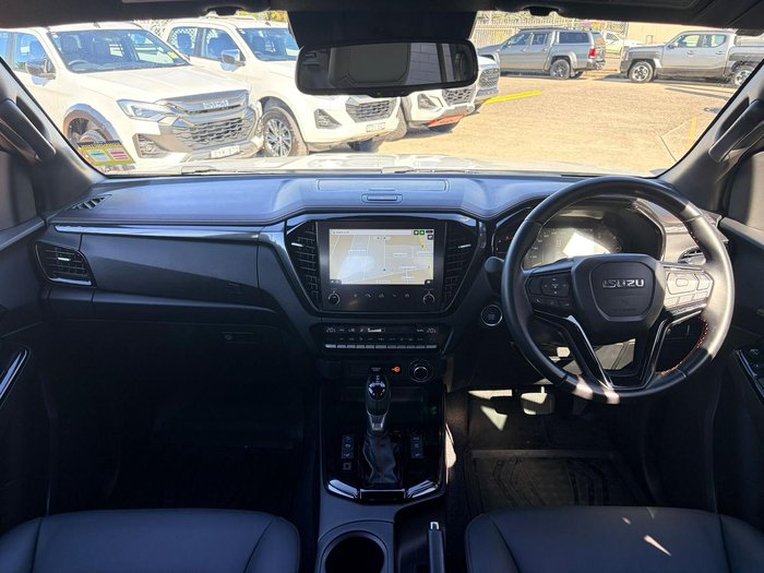 2025 Isuzu D-MAX X-TERRAIN