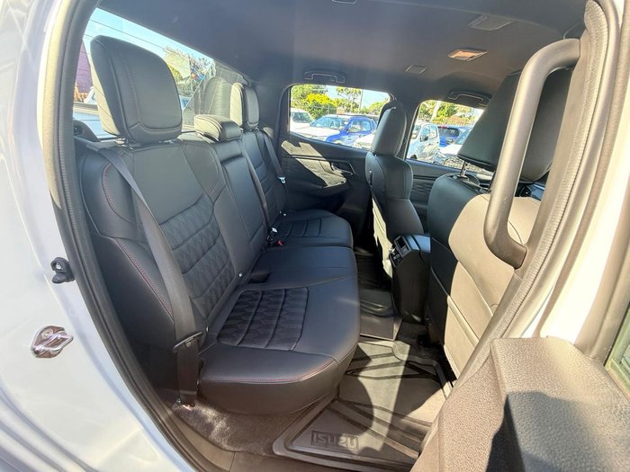 2025 Isuzu D-MAX X-TERRAIN