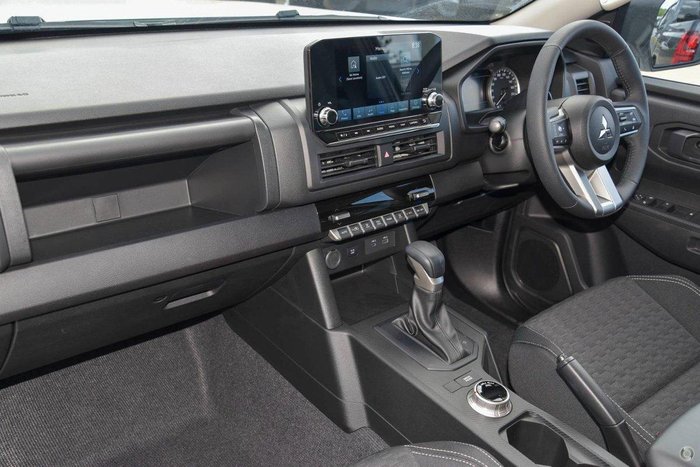 2026 Mitsubishi Triton GLX