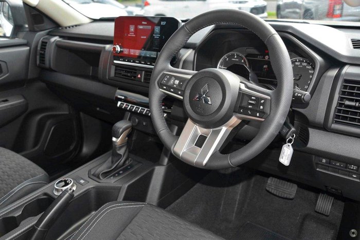 2026 Mitsubishi Triton GLX