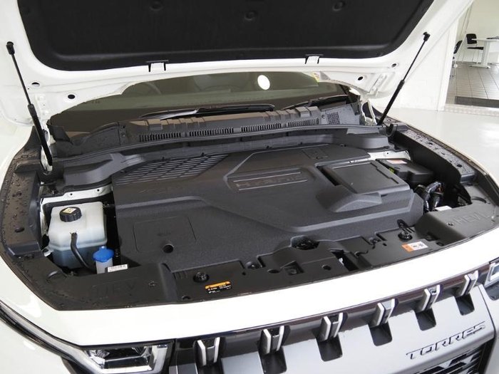 2025 KGM Torres Hybrid K40