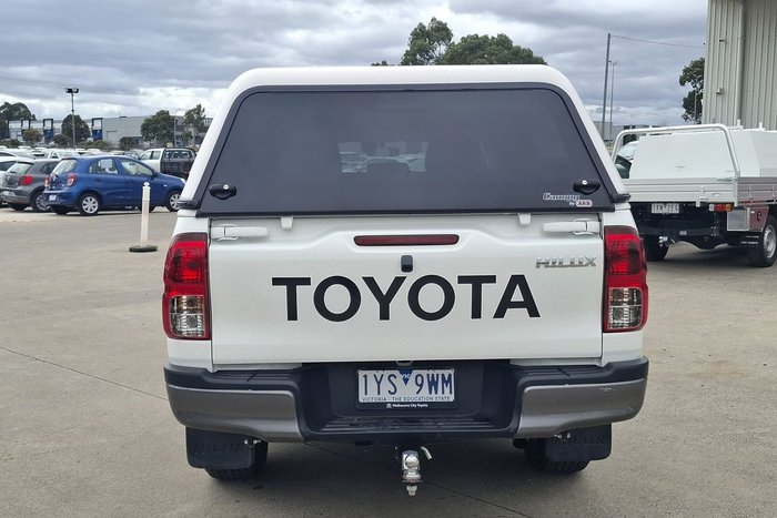 2023 Toyota Hilux SR