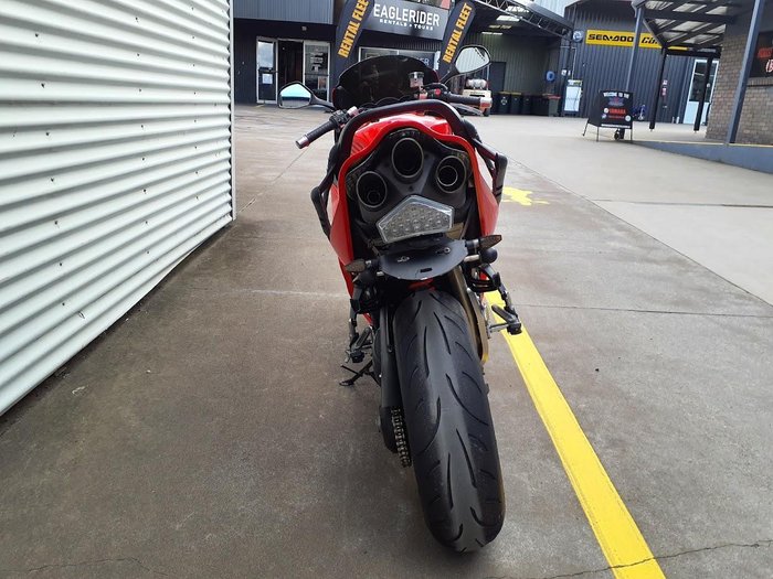 2008 Triumph Sprint ST 1050 Sprint Red