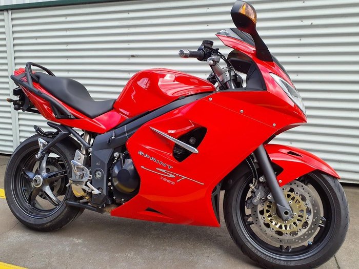 2008 Triumph Sprint ST 1050 Sprint Red