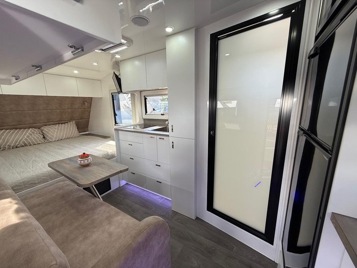 2024 Urban Caravans X'tracker