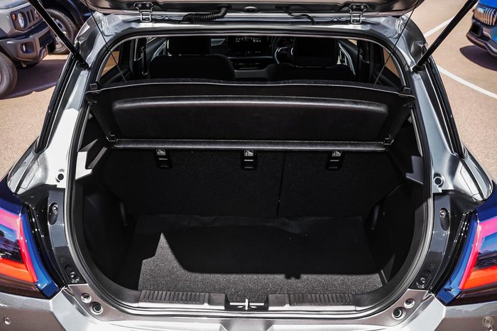 2025 Suzuki Swift Hybrid GLX