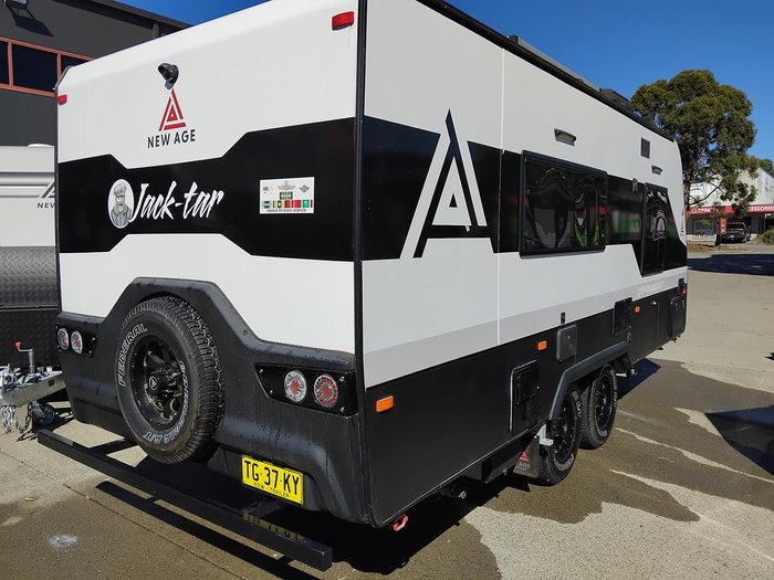 2019 New Age Caravans 18Ft Oz Classic Couples Van With Full Ensuite