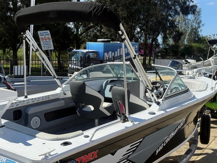 2014 QUINTREX 540 Cruiseabout