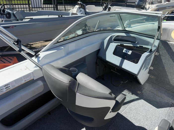 2014 QUINTREX 540 Cruiseabout