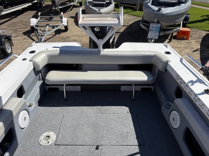 2014 QUINTREX 540 Cruiseabout