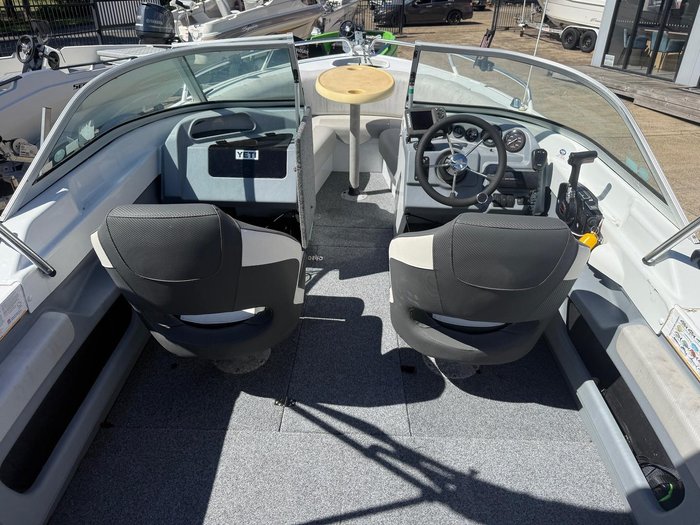 2014 QUINTREX 540 Cruiseabout