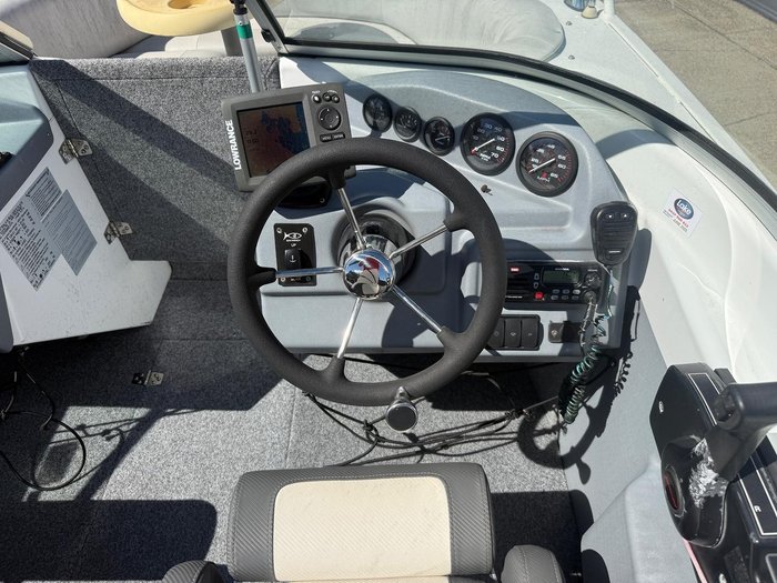 2014 QUINTREX 540 Cruiseabout