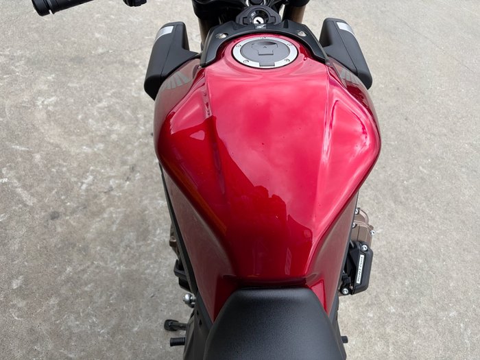 2024 Honda CB650RAC Red