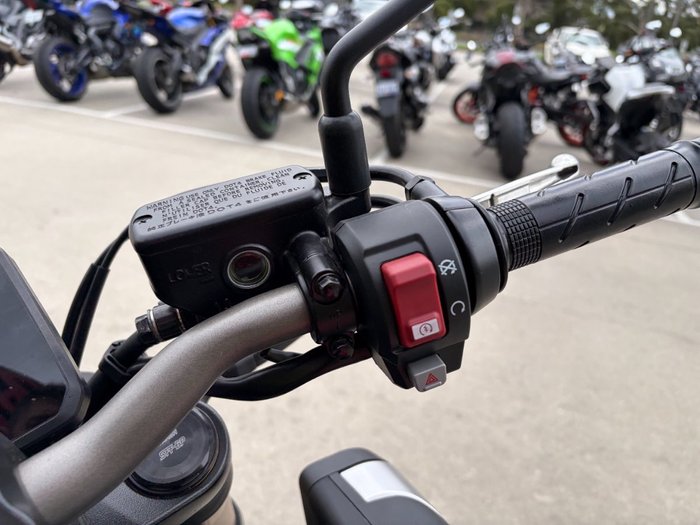 2024 Honda CB650RAC Red