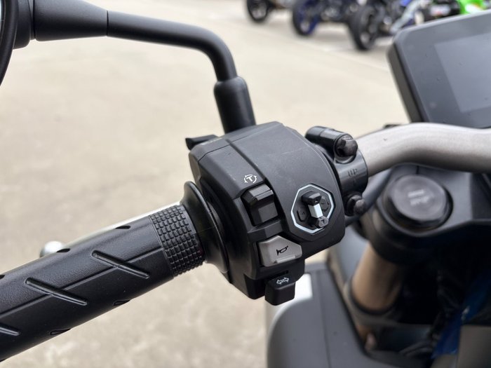 2024 Honda CB650RAC Red