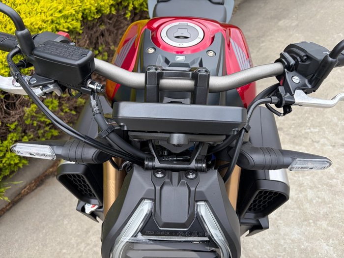 2024 Honda CB650RAC Red