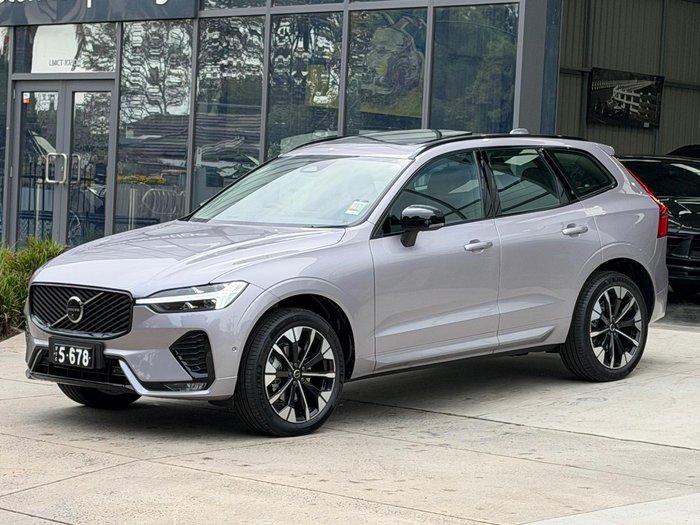 2025 Volvo XC60 Ultra B5 Dark