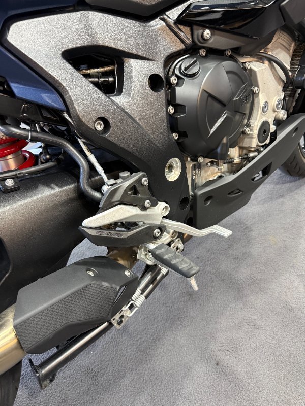 2024 BMW Motorrad S 1000 XR SPORT GRAVITY BLUE METALLIC