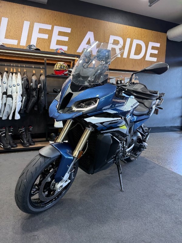 2024 BMW Motorrad S 1000 XR SPORT GRAVITY BLUE METALLIC