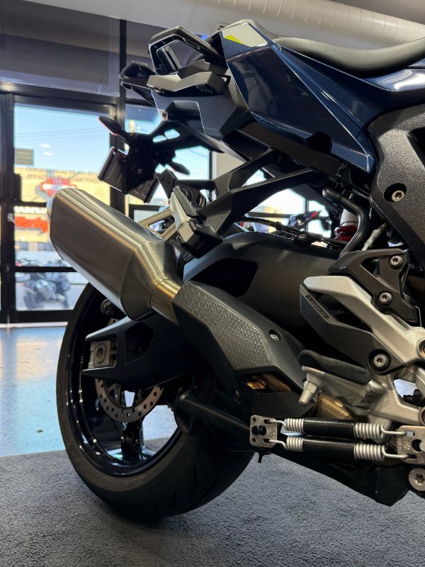 2024 BMW Motorrad S 1000 XR SPORT GRAVITY BLUE METALLIC