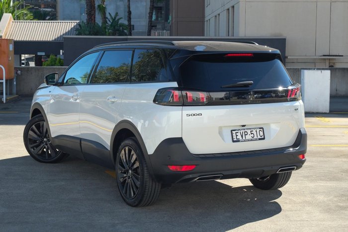 2022 Peugeot 5008 GT Sport