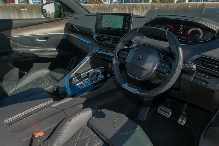 2022 Peugeot 5008 GT Sport