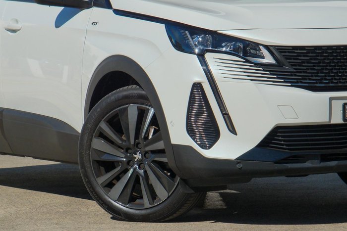 2022 Peugeot 5008 GT Sport