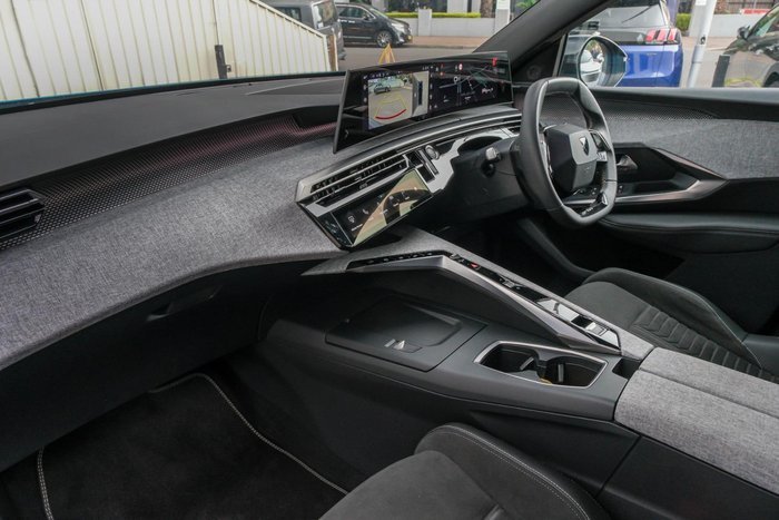 2024 Peugeot 3008 Allure Hybrid