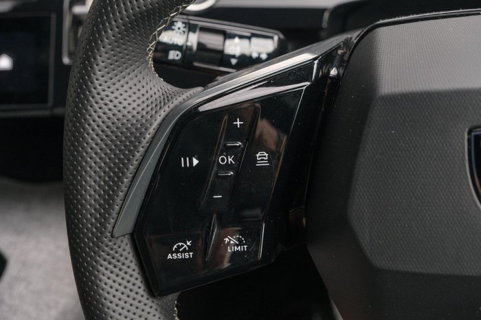 2024 Peugeot 3008 Allure Hybrid