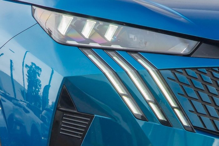 2024 Peugeot 3008 Allure Hybrid