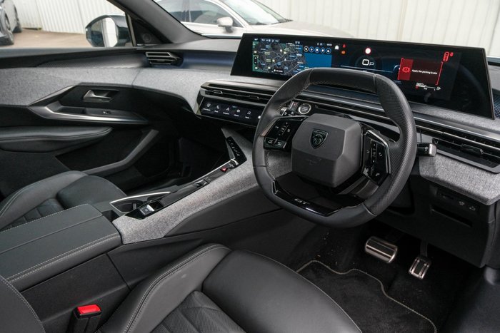2024 Peugeot 3008 GT Hybrid