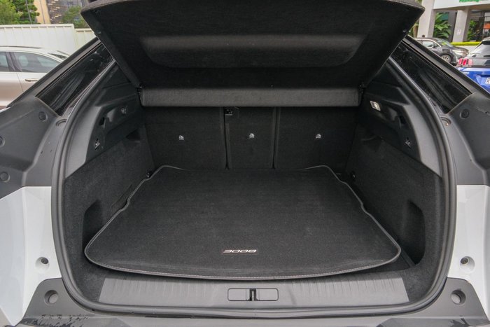 2024 Peugeot 3008 GT Hybrid
