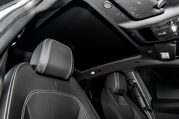 2024 Jaguar E-PACE P250 R-Dynamic SE