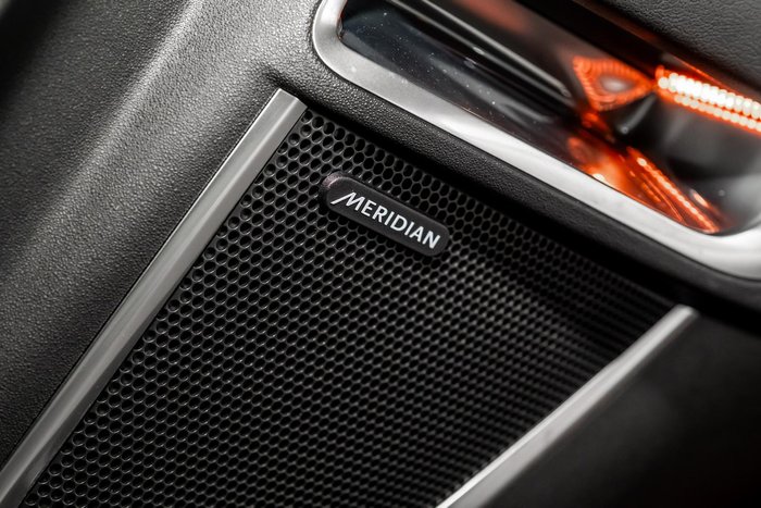 2024 Jaguar E-PACE P250 R-Dynamic SE