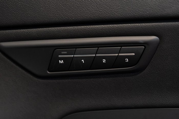 2024 Jaguar E-PACE P250 R-Dynamic SE