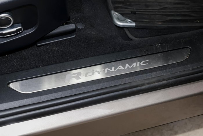 2021 Land Rover Range Rover Evoque P250 R-Dynamic SE