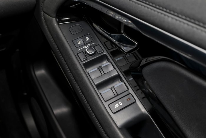 2021 Land Rover Range Rover Evoque P250 R-Dynamic SE